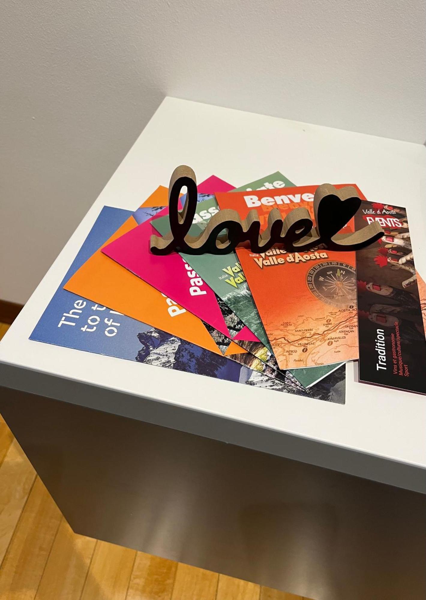 Game,Set And Love -Loft Nel Cuore Di Aosta Bagian luar foto